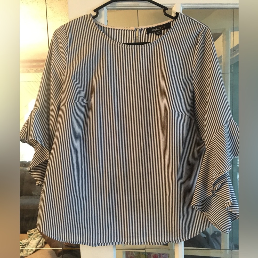 HeartSoul flare sleeved blouse